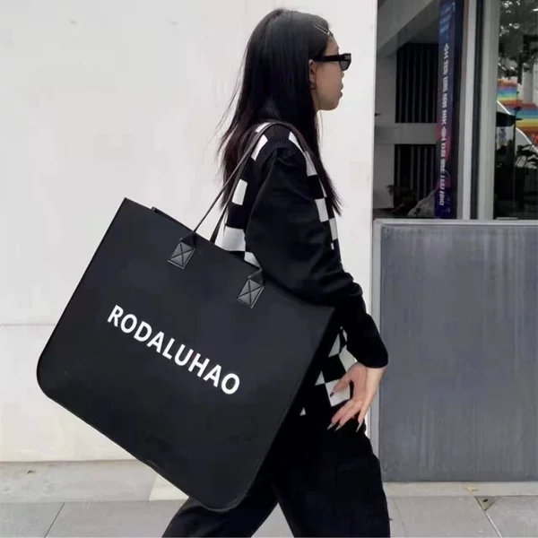 Товары от 丽豪车品直销店