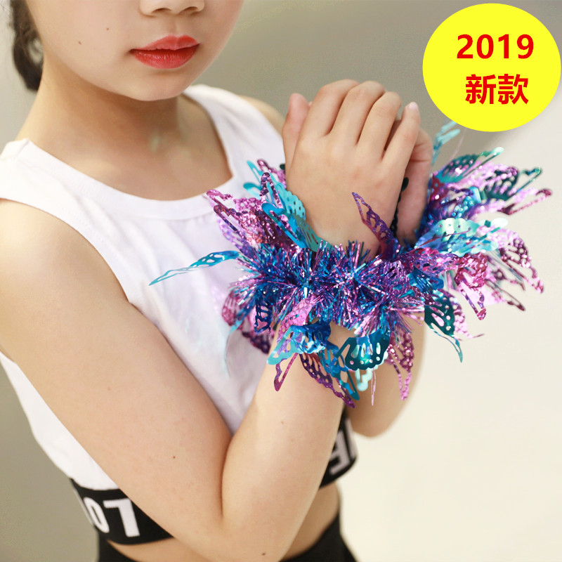 Kindergarten children dance dance table performance sequin leather fascia wrist florist Games hands ring Heaven to make wing