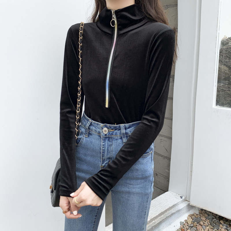 Velvet long-sleeved inner clothes women's autumn new Korean version of black loose tide students wear T-shirts leaky shoulder tops