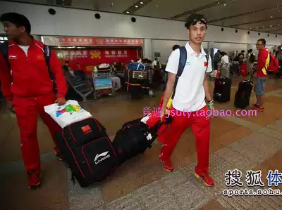 Non-commercial version Li Ning sponsors the National Track and field team travel boarding sports trolley bag flag