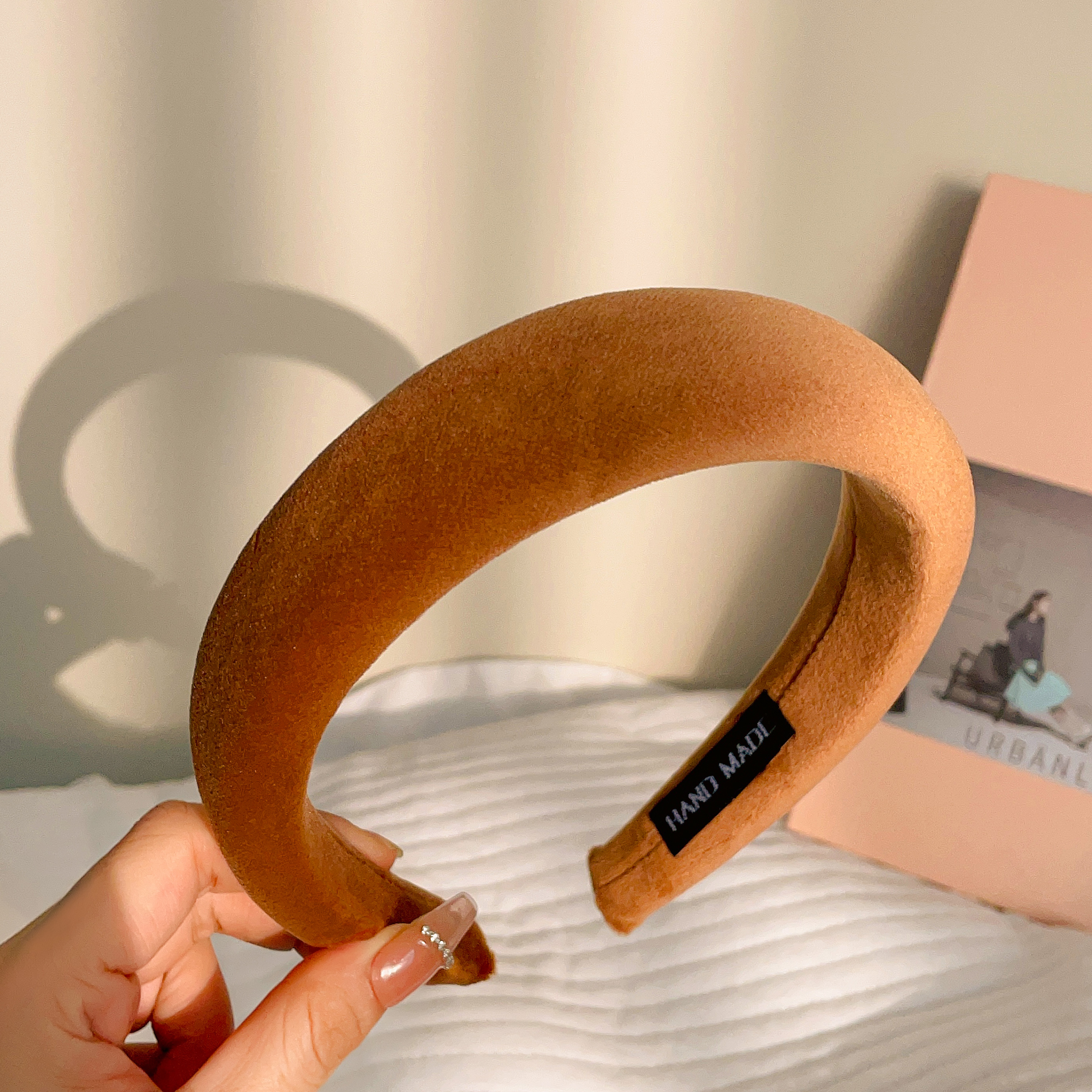 images 3:Sponge candy-colored cloth high-cranial top wide-bound hair card headdress display face small retro pressure hair wash face hoop woman