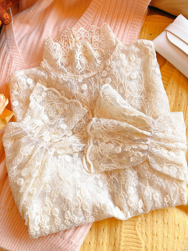 2025 New Lace Base Shirt for Women, Spring and Autumn, White, Paired with Fur Sweater, Inner Lining, Hollow-Out Pure Cotton Thin Top