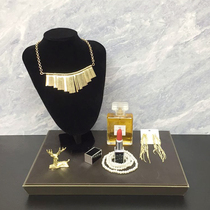 Customized sample room cloakroom soft decorative dresser piece necklace fragrance mouth red earring tray combination