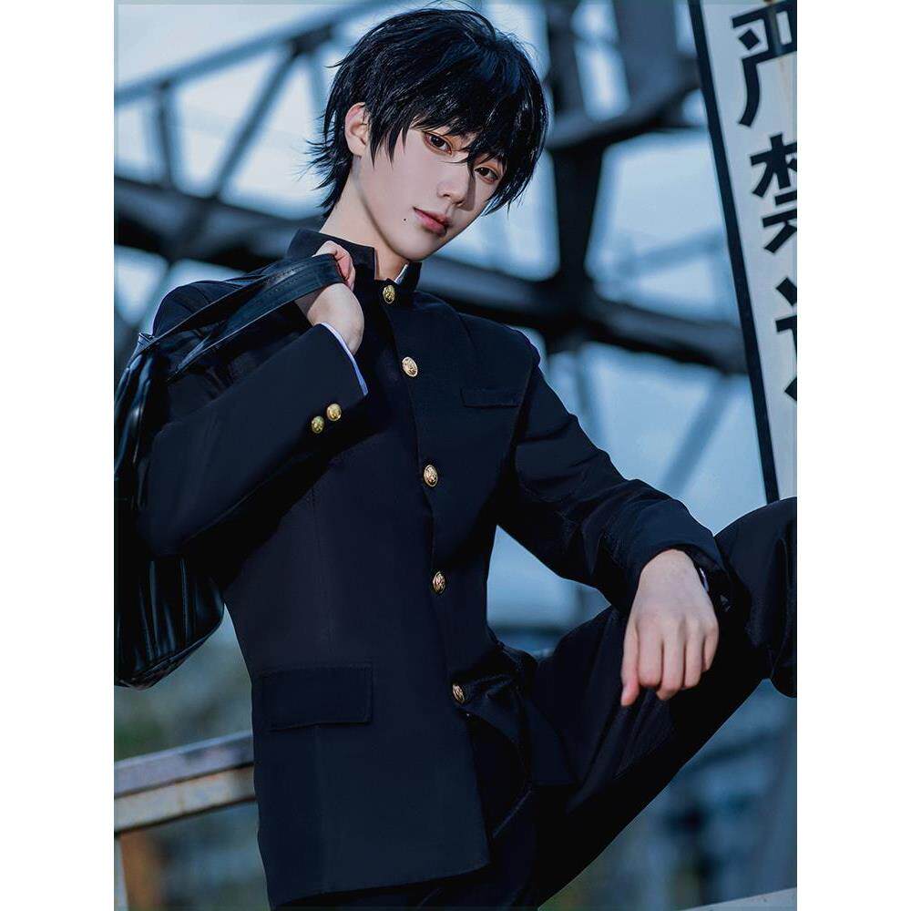 眼镜精品角色扮演服装店