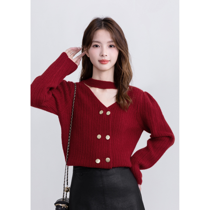 Red Halter Neck Short Sweater for Women 2024 Autumn and Winter New Style French V-Neck Design Loose Shoulder-Length Knitted Top Red Halter Neck Short Sweater for Women 2024 Autumn and Winter New Style French V-Neck Design Loose Shoulder-Length Knitted Top