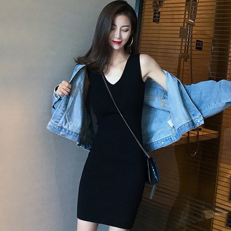 Knitted pendant with skirt woman Summer medium long version retro base small black dress Skinder slim harness Hip Length Skirt