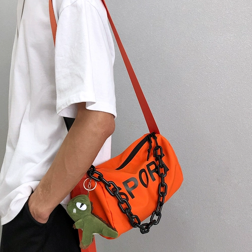 Сумка через плечо, модная цепь, небольшая сумка, сумка на одно плечо для отдыха, в корейском стиле, изысканный стиль