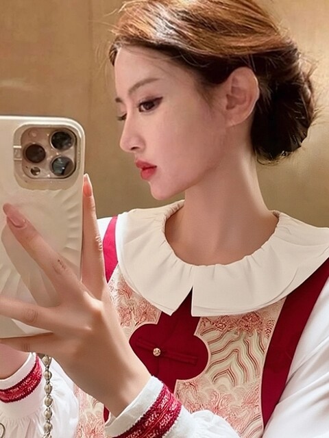 Spring Is a Great Time for Stylish and Sophisticated Tops, Korean Style, Unique and Not Commonly Seen, with a High-End Feel, Beautiful and Distinctive White Shirt Set