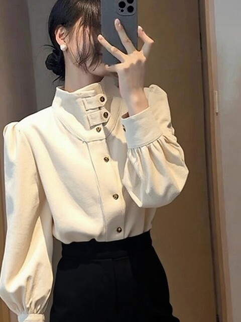 Spring Korean-Style Tops, Unique and Super Stylish, Age-Reducing, Beautiful, Light Luxury, High-End Feel, Commuter White Shirts