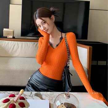 Early Spring Unique and Exquisite Top with a Sense of Design, Niche Fashion, Stylish and Super Beautiful Gray Knit Sweater for Women