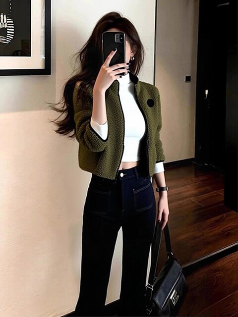 Spring Casual Versatile Tops for Petite Women, Unique and Beautiful, Super Stylish Korean-Style Green Lamb Wool Short Jacket for Women