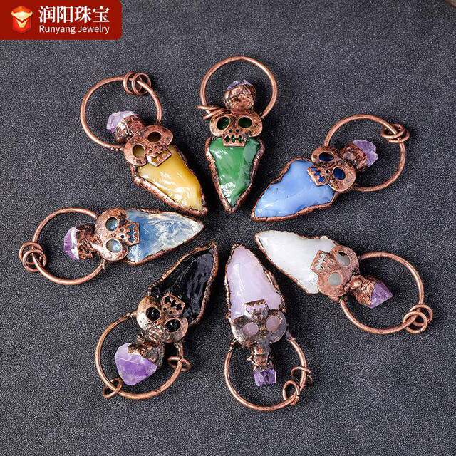 Cross-Border European and American Retro Red Copper Color Skull Crystal Arrow Pendant Punk Style Crystal Necklace Jewelry Accessory