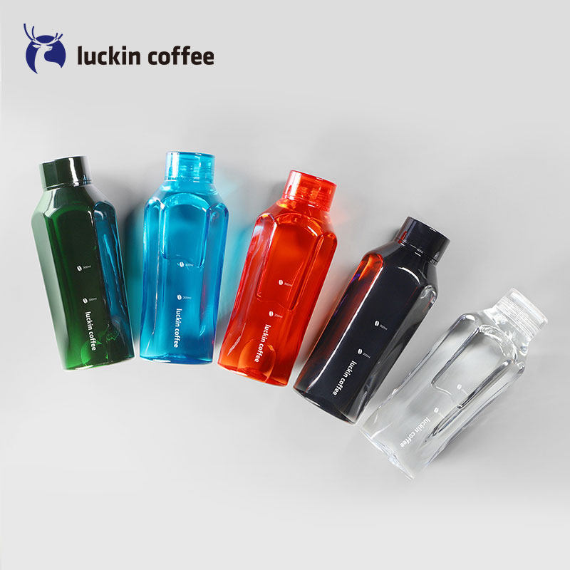 Luckin Coffee & Benyin Boli co-branded hexagonal plastic companion cup seal leak-proof transparent high-value water cup ins