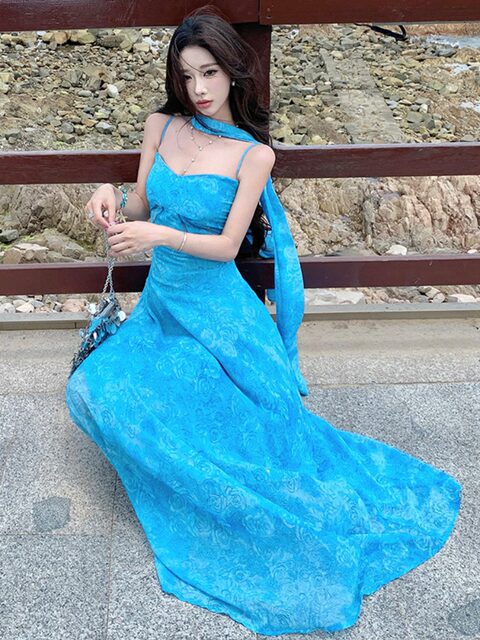 Beautiful Summer Resort-Style French Long Dress with a Unique Tie-Dye Blue Spaghetti Strap Design for Women, 2025 Summer Women's Clothing