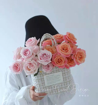 Floral-seeking rhymes with small fragrance hand blue flowers gift box floral packaging box empty box Valentines Day gift flower shop supplies