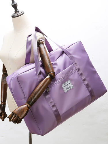 Вместительная и большая сумка для путешествий для путешествий