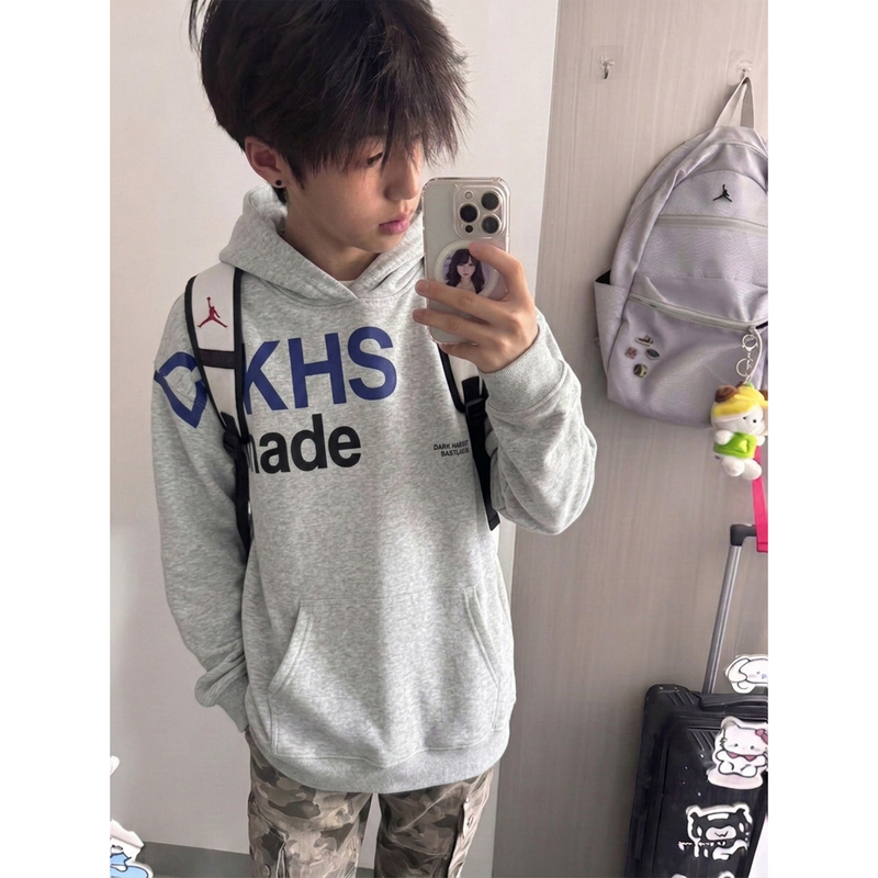 American High Street Style Gray Letter Print Hooded Sweatshirt for Men, Thin Autumn Version, High-End Pure Cotton Jacket for Teenagers American High Street Style Gray Letter Print Hooded Sweatshirt for Men, Thin Autumn Version, High-End Pure Cotton Jacket for Teenagers