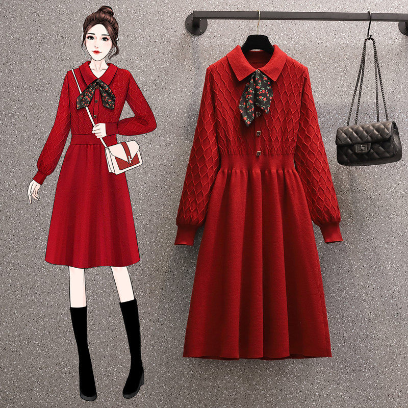 Pregnancy women's clothing autumn and winter fashion New Year's Eve Broken Flowers butterfly knots small scented wind Ocean dress The skinny sweater with a base dress