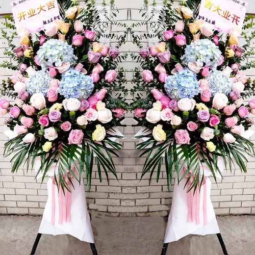 Zhengzhou Kaihua Basket Open Flowers Express, Tongcheng Luoyang Kaifeng Xinxiang Празднование бизнеса сердца. Сердея цветочные магазин для отправки цветов