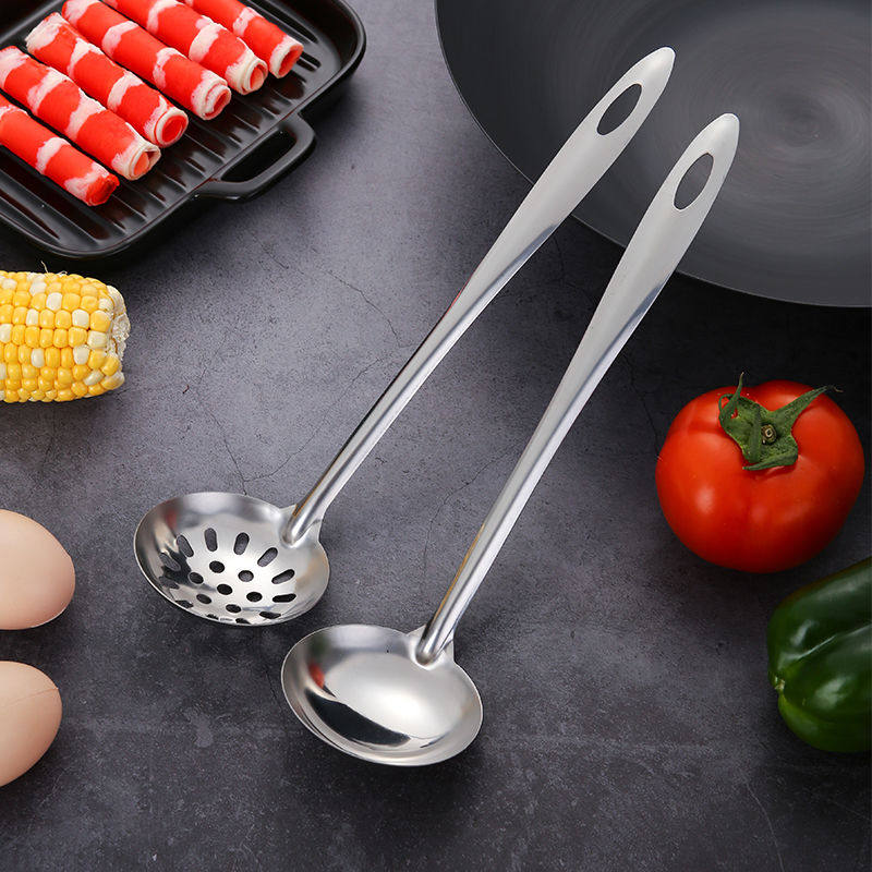 Thickened long handle stainless steel soup ladle soup drain hot pot Home Kitchen Rice Table Sheng Soup Porridge Spoon Iron Ladle Soup Spoon