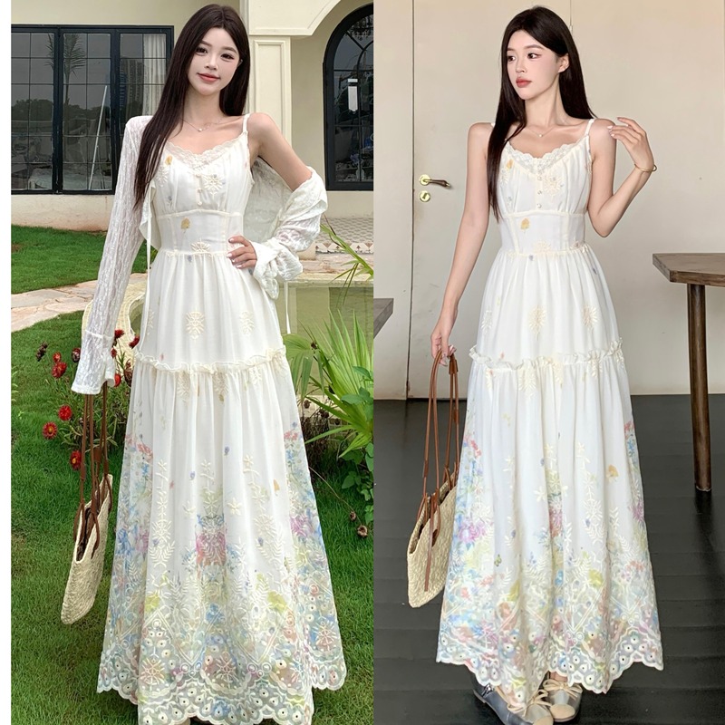 25 New Summer Style Plus-Size Women's Clothing for Fat Girls, High-Waisted Slimming French Embroidered Suspender Dress, Cool and Breathable Cardigan