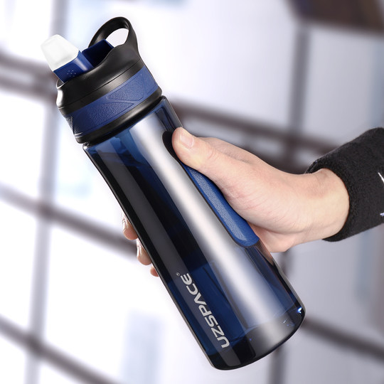 Adult Straw Sports Water Bottle, Portable Large-Capacity Water Bottle for Pregnant Women, Fitness Water Bottle for Men and Students, Anti-Fall and Leak-Proof Cup