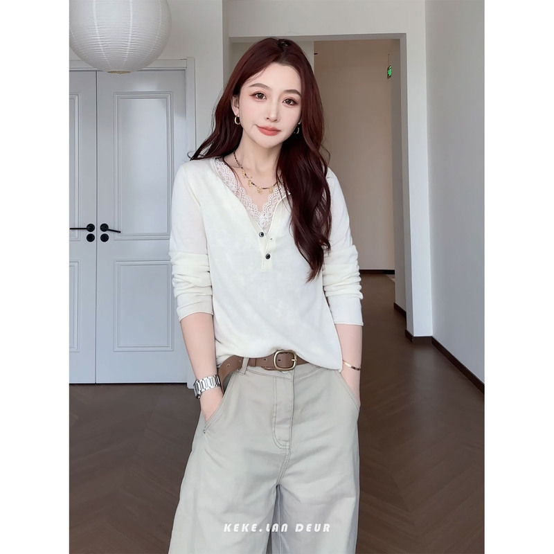 Keke【Yandu Qiushan】2026 Autumn New French Lace Patchwork Elegant Slimming Knit Sweater for Women Keke【Yandu Qiushan】2026 Autumn New French Lace Patchwork Elegant Slimming Knit Sweater for Women