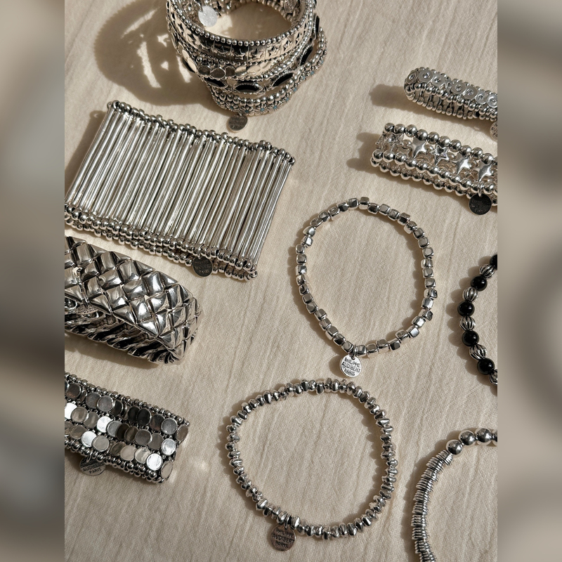 Philippe Audibert Little Daisy Elastic Bracelet French Handmade Tin Silver-Plated Turquoise Bracelet