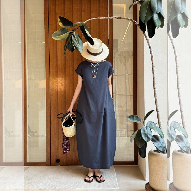 Mijeong Park Los Angeles Brand's Main Product Is a Boat-Neck Patchwork Twill Cuffed Long Balloon Dress Mijeong Park Los Angeles Brand's Main Product Is a Boat-Neck Patchwork Twill Cuffed Long Balloon Dress
