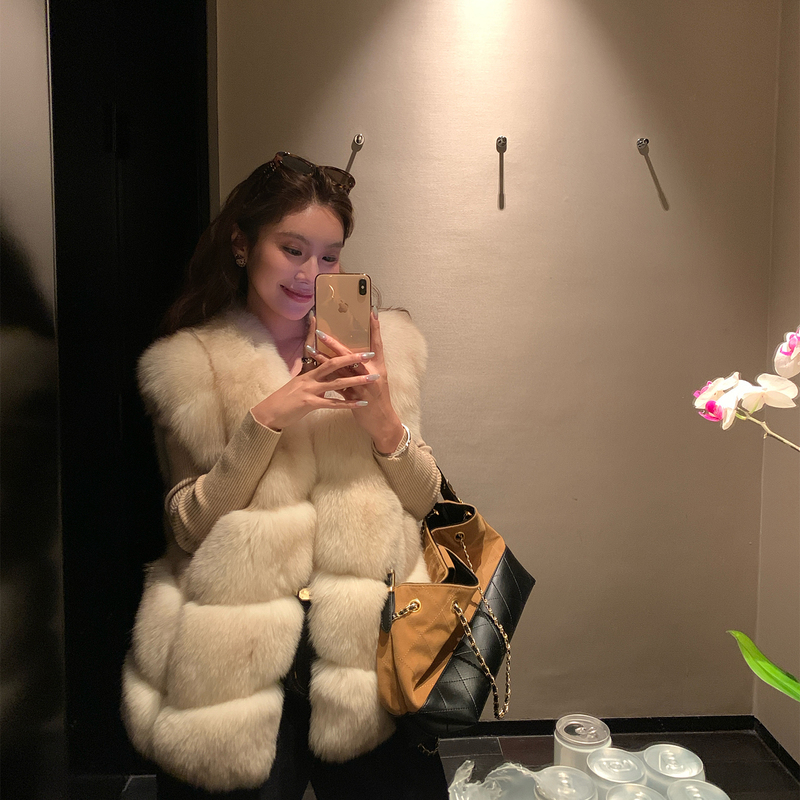 Beimishu Seoul Alley Imported Whole Leather Fox Fur Young Style Mid-Length Fur Vest Women's New Winter Coat Beimishu Seoul Alley Imported Whole Leather Fox Fur Young Style Mid-Length Fur Vest Women's New Winter Coat
