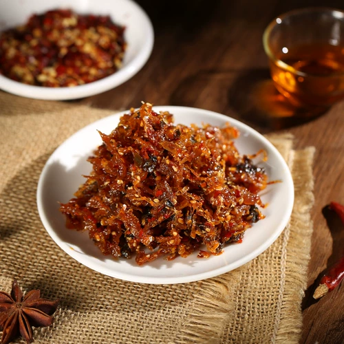 登荣 Брохожие закуски с говядиной дракон