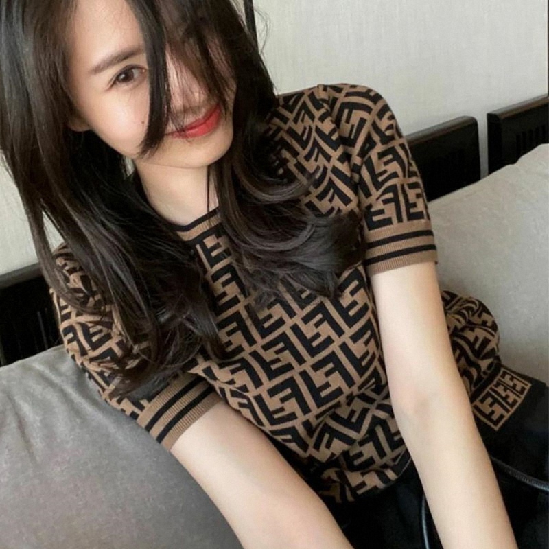 Sweater Short-Sleeve Women's T-Shirt for Spring and Autumn, European Style Top, Popular Inner Wear, Ice Silk Knit Top, Chanel-Style Half-Sleeve T-Shirt