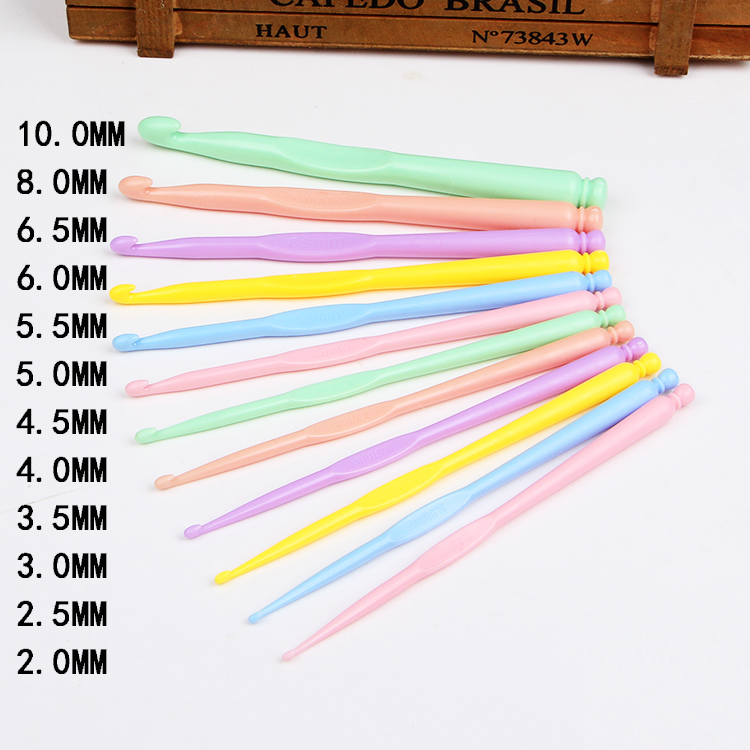 Móc nhựa ABS móc acrylic móc áo len màu sợi crochet 12 que bện công cụ đặt đầu đơn - Công cụ & vật liệu may DIY kim khâu