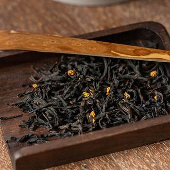 Osmanthus black tea tea cans high-end quality