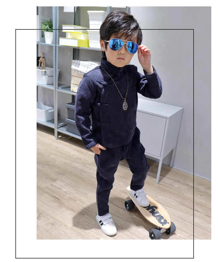 Bộ đồ bé trai năm mới Mùa đông quần áo trẻ em thủy triều Bộ đồ bé trai 4-5-6 tuổi 3 Bộ quần áo năm mới cộng với nhung hai mảnh quan ao tre em thu dong