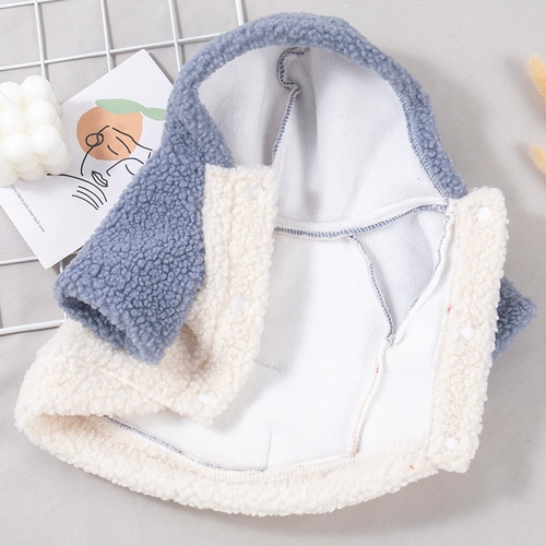 Демисезонная утепленная удерживающая тепло флисовая куртка с капюшоном