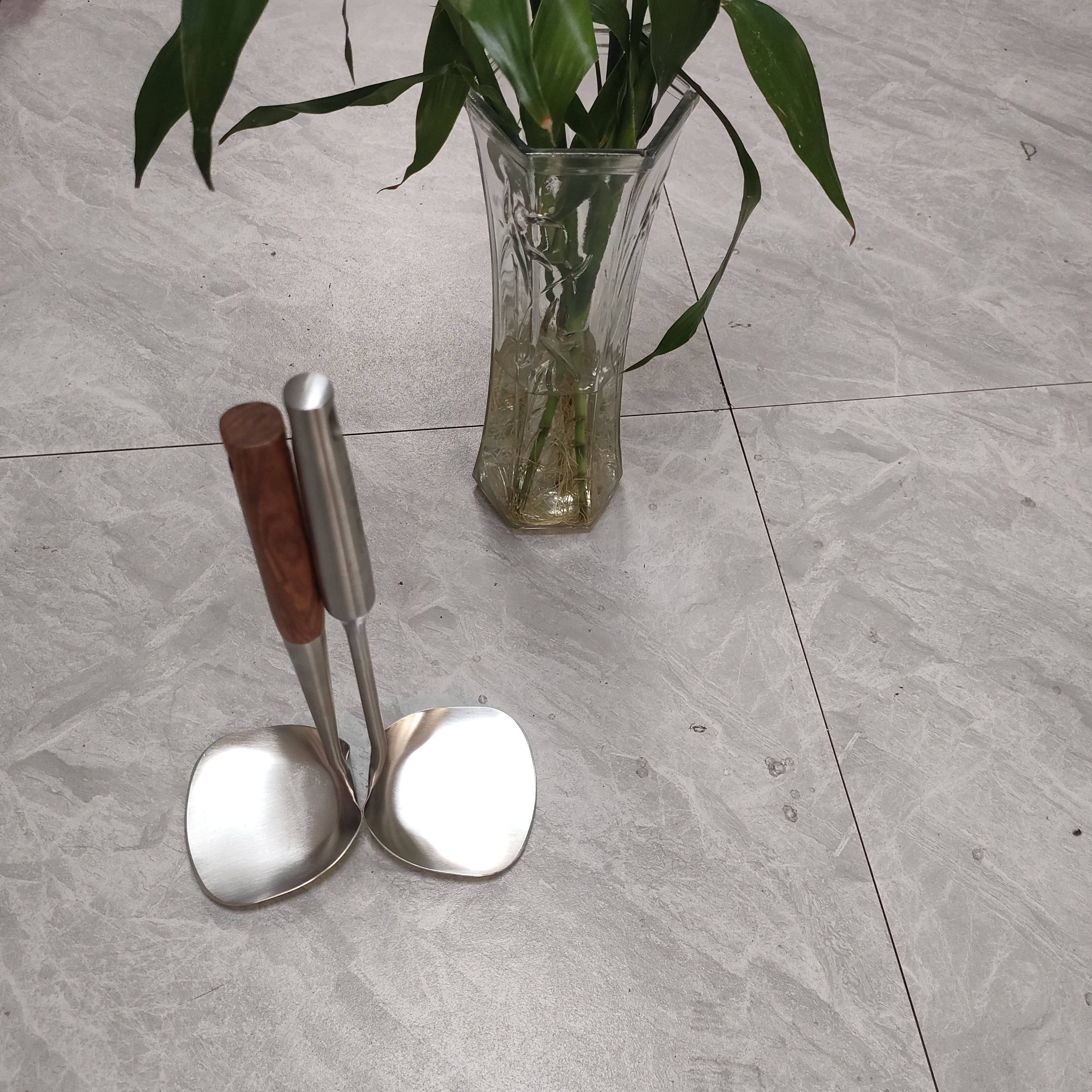 赣周铁锅精品厨具