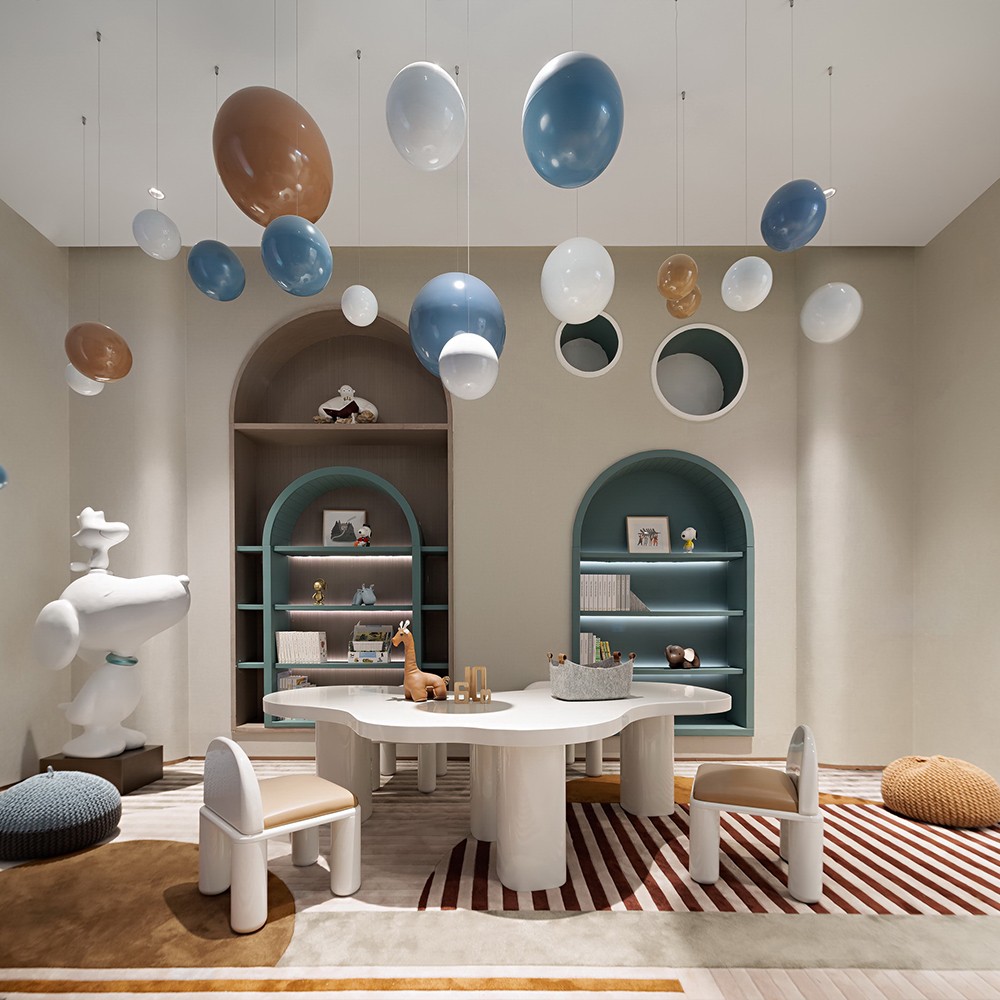 SAMPLE HOUSE DISPLAY CENTER CHILDREN'S AREA TABLE AND CHAIRS TABLE STOOL EARLY TEACHING CENTER PROFILED CHILDREN HANDMADE TABLE STUDY TABLE FURNITURE INNATE