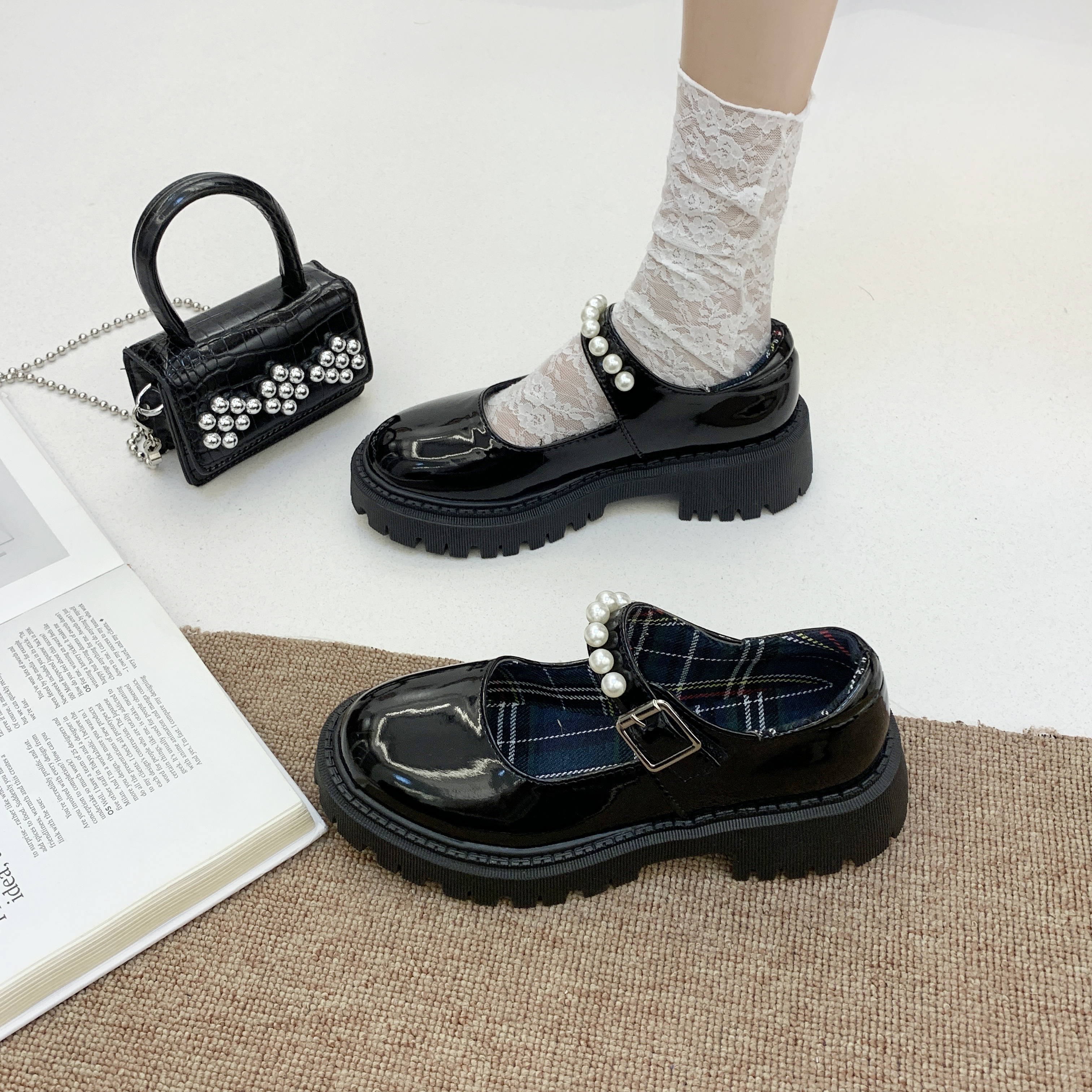 Hepburn style small leather shoes women's summer thin section with skirt French retro British style thick bottom Japanese jk Mary Jane shoes