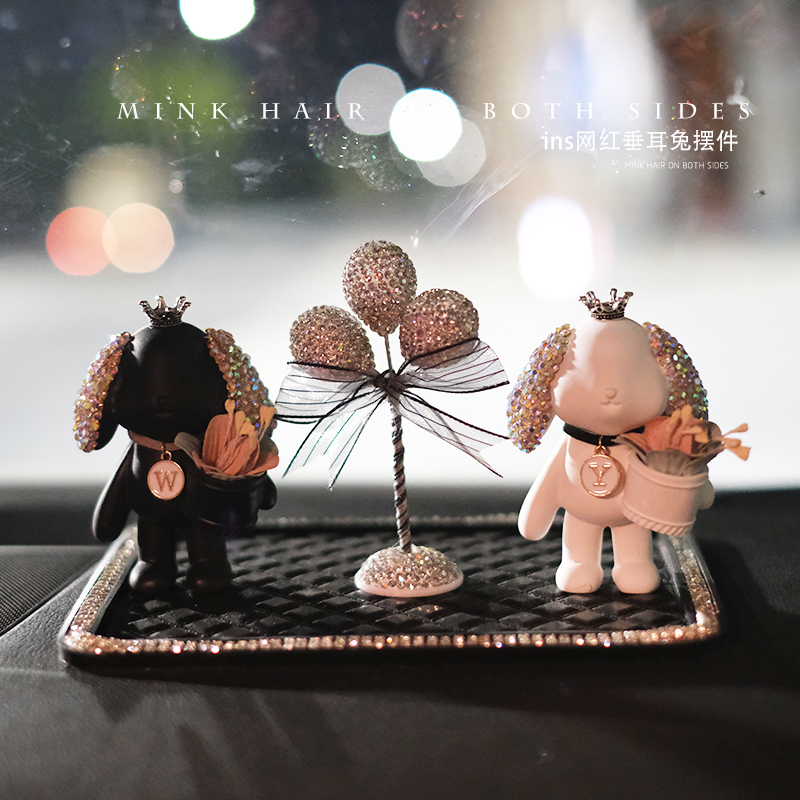 ins net red pituitary ear rabbit car perfume pendulum creative car with accessories great all-goddess upscale woman