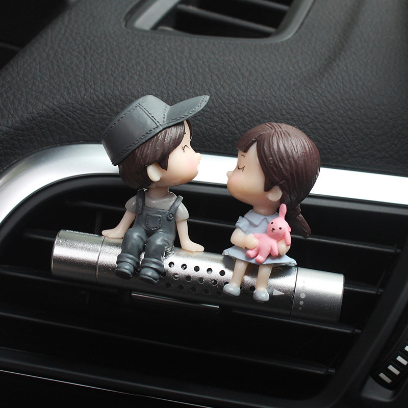 Car Perfume Car Fragrant scent Aroma Persistent Light Scent Air Outlet Solid Balm in the car Ornament Swing in the car