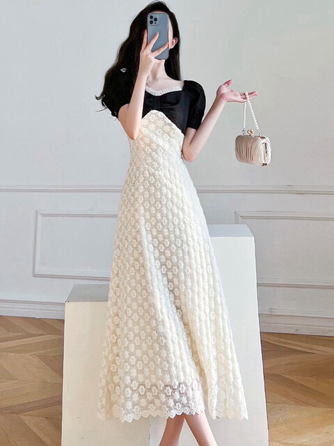 French Dress Women 2023 Summer New High Waist Slim Retro Niche Fashion Temperament Lace Pearl Dress