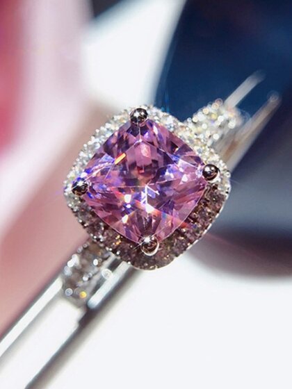 PT950铂金进口D色莫桑公主肥方戒指AU750群镶钻戒可过笔婚戒女