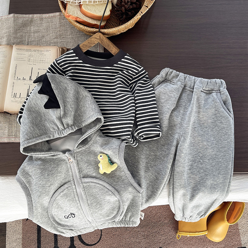 Baby Boy Gray Autumn and Winter Cute Hooded New 2026 Dinosaur Striped Set Children's Sweatshirt Popular Children's Clothing