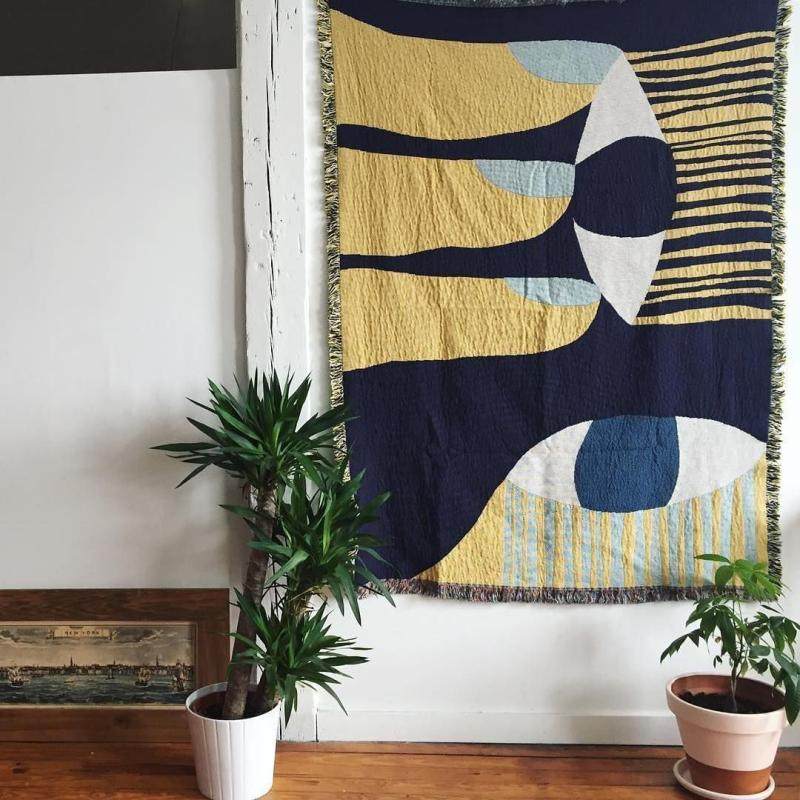 East BerNordic Ins Wind Art Leisure Blanket Tapestry Art Talk Abstract Eyes of European and American Creative Personality Function Blanket