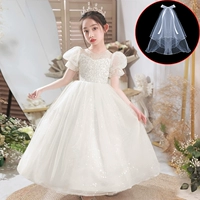 Белая короткая модель длинной модели+вуаль (без света)