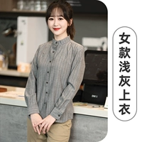 Светло -серый топ девушка