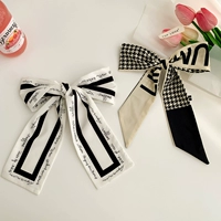 Тысячи птиц+черно -белые полосы