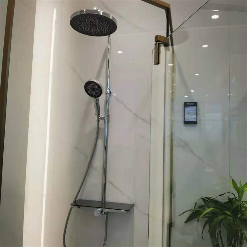Chongqing-Erlang shopping mall-Emperor Gu-Gubide shower head