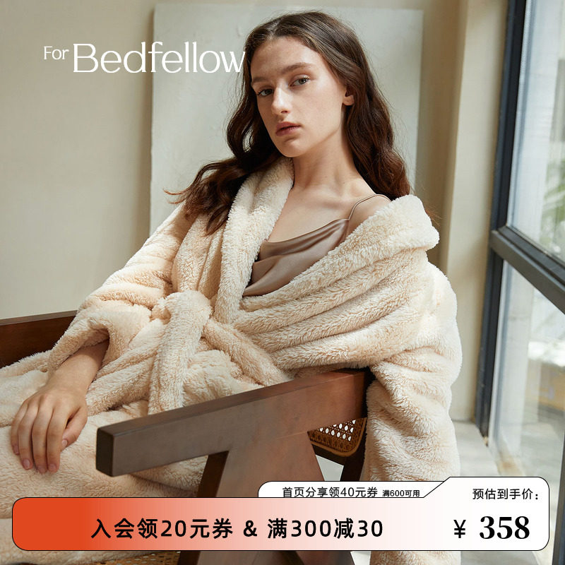 Forbedfellow autumn and winter snowflake velvet long nightgown warm casual plus velvet thickened morning robe female winter home service